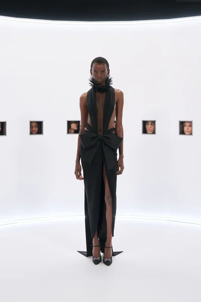 Look 7